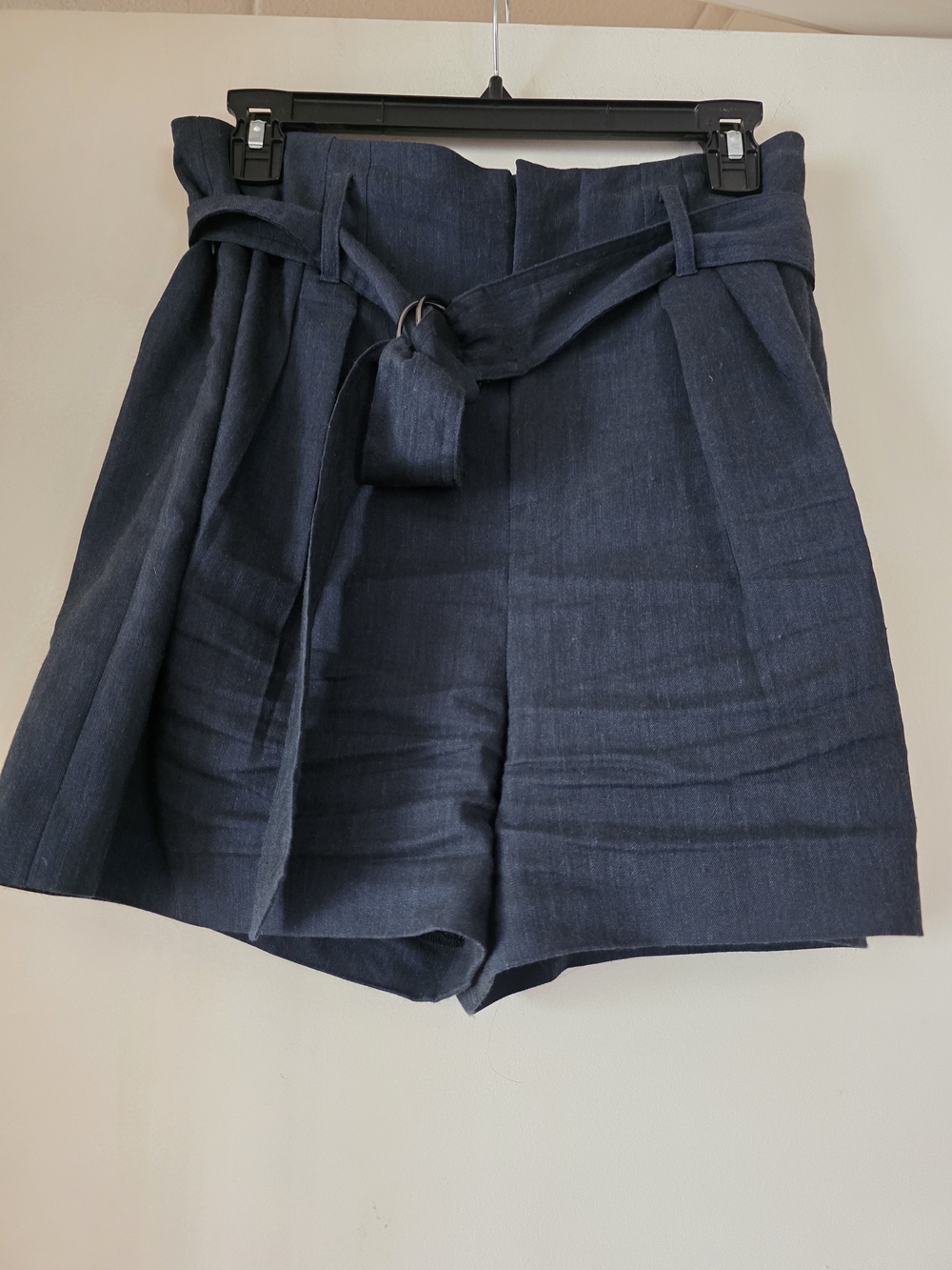 Elie Tahari Genna Belted Shorts - Picture 2 of 4